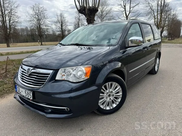 Lancia Voyager