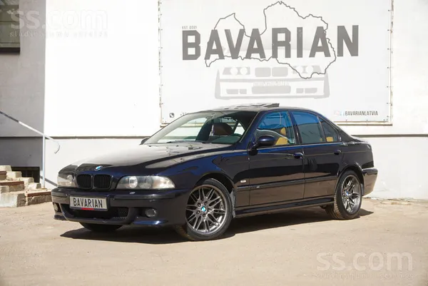 BMW M5