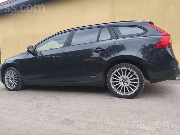 Volvo V60