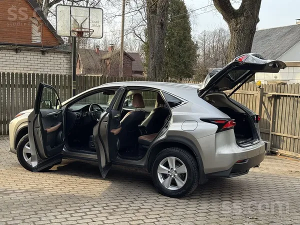 Lexus NX