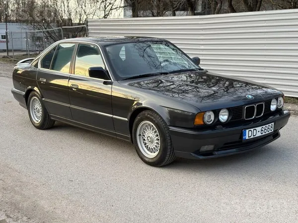 BMW 518