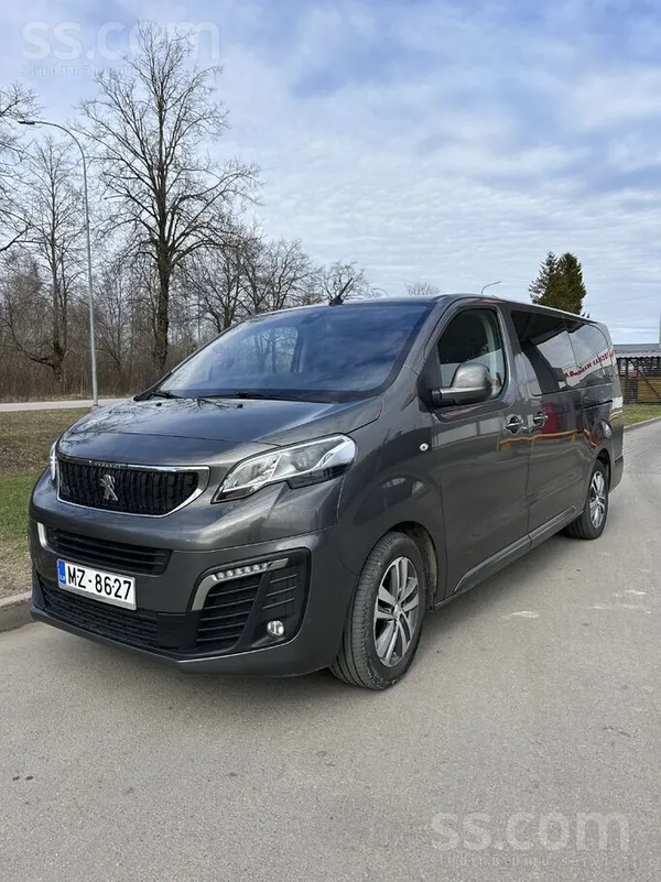 Peugeot Traveller