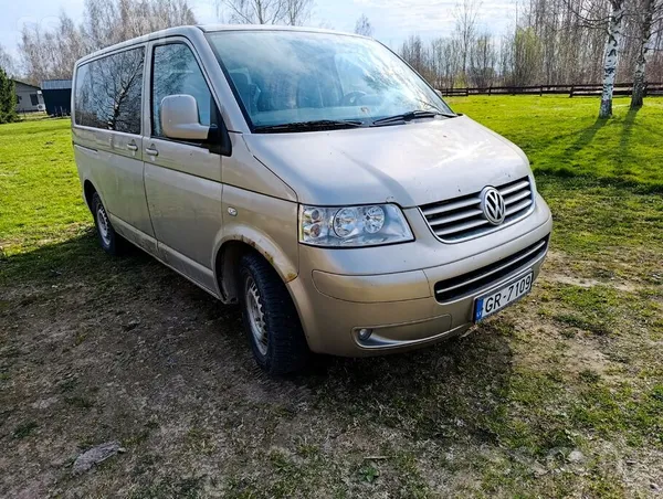 Volkswagen Caravelle