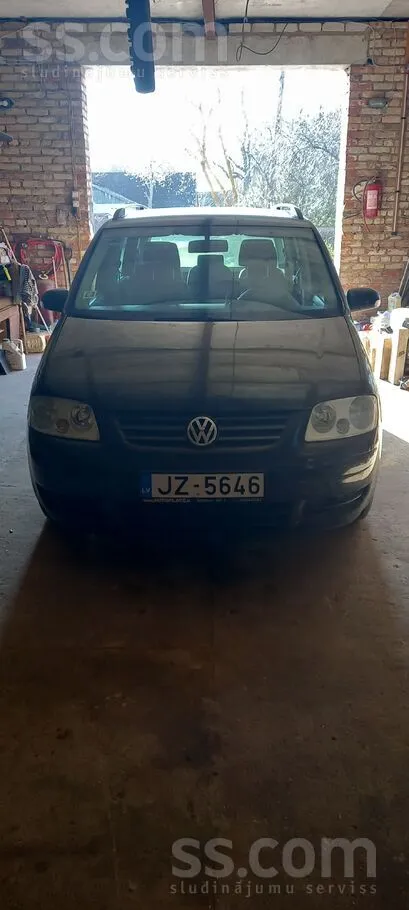 Volkswagen Touran