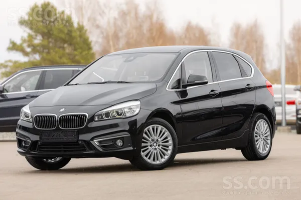 BMW 218