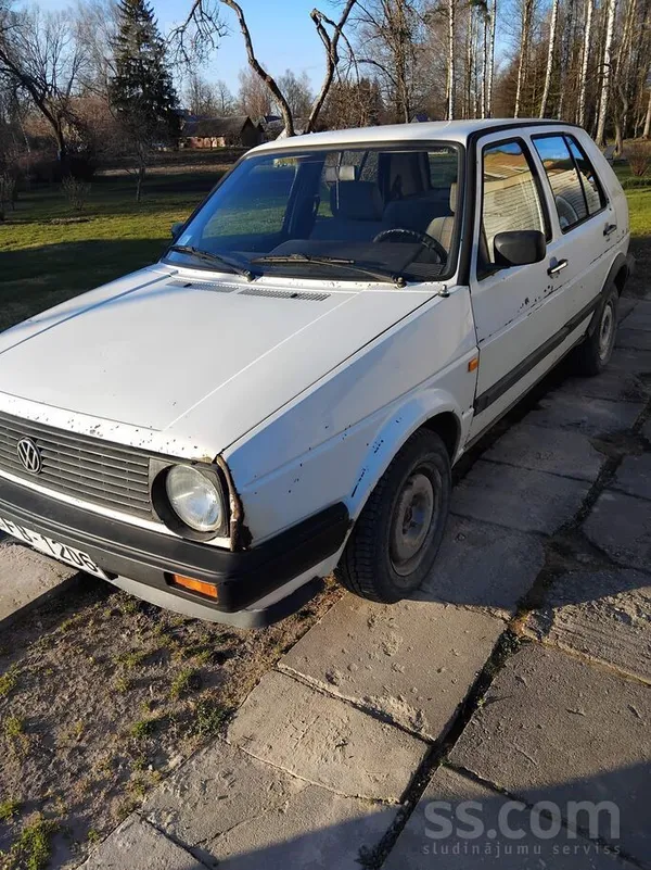 Volkswagen Golf 2