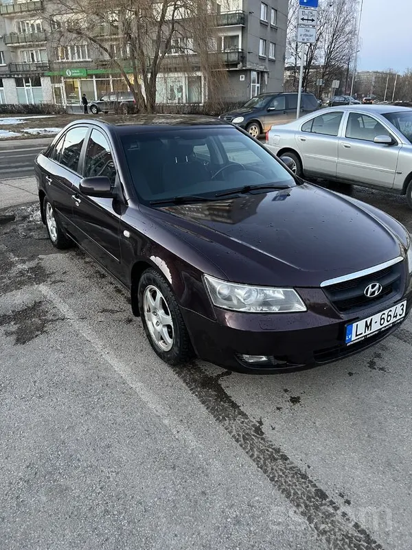 Hyundai Sonata