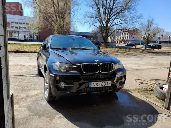 BMW X6