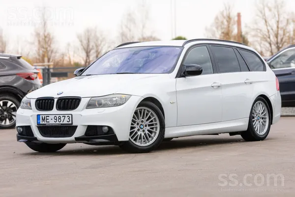 BMW 320