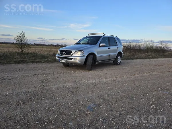 Mercedes ML270