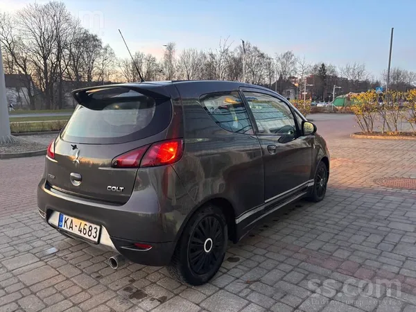 Mitsubishi Colt