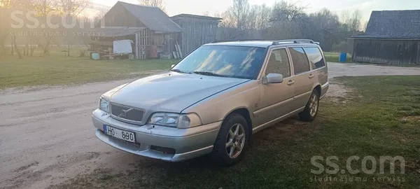 Volvo V70