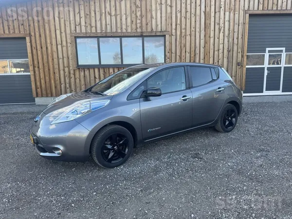 Nissan - 1
