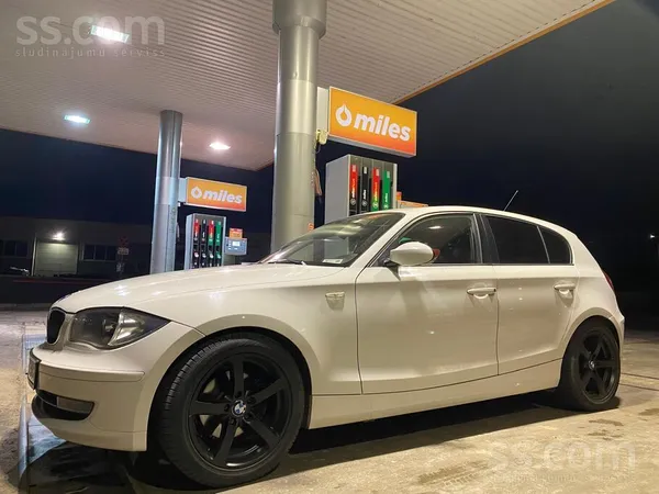 BMW 120