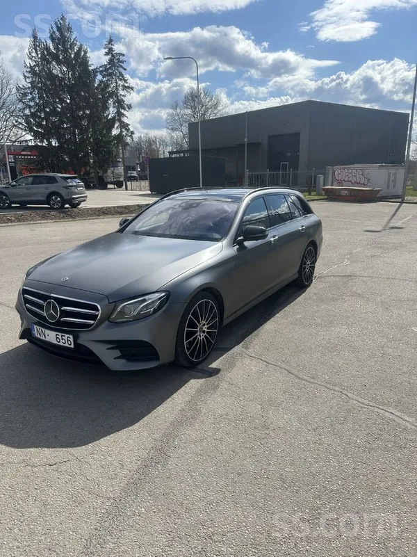 Mercedes E400