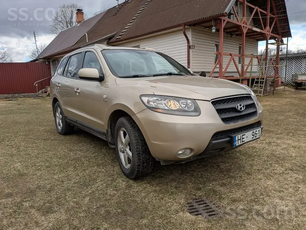 Hyundai Santa FE