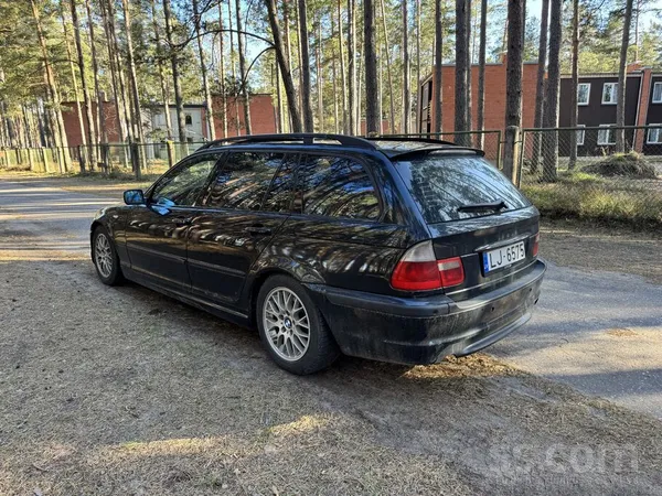BMW 320