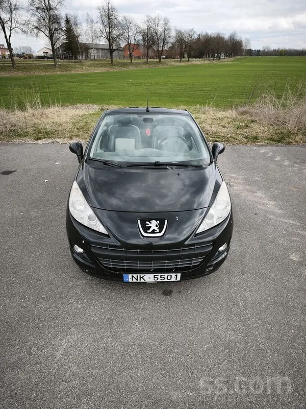 Peugeot Pārdodu Peugeot 207cc 1.6 benzīns, 88kw. 