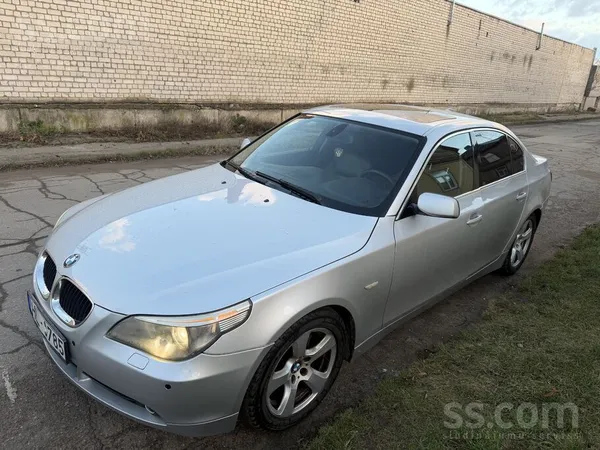 BMW 530