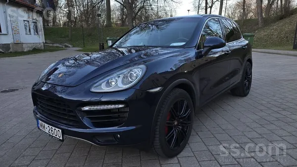 Porsche Cayenne Turbo 4.8
368kw/500zs
2012 gada
Nobraukums 271010
Jauna