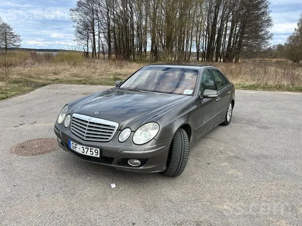 Mercedes Pārdod Mercedes Benz E280 bez tehniskās apskates. 