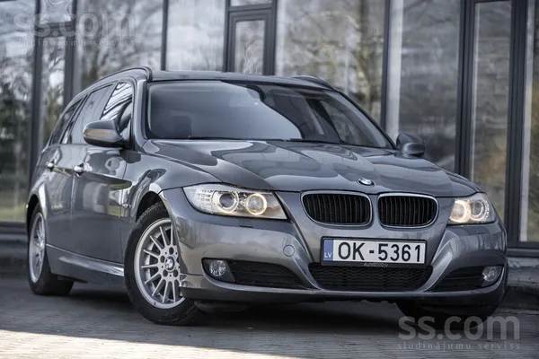 BMW 320