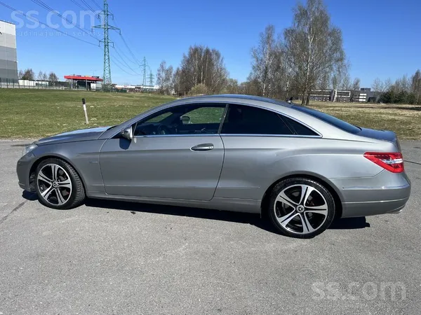 Mercedes E250