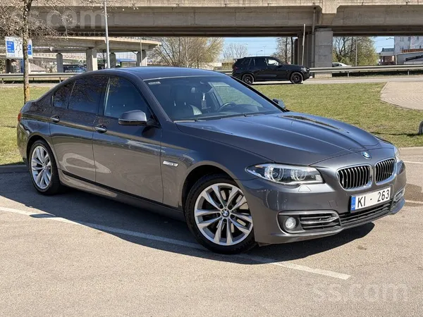BMW Sakarā ar jauno auto iegādi, pārdodam, uzticamu un
