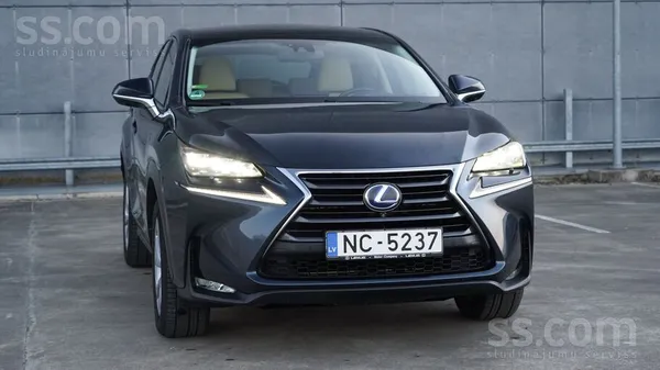 Lexus NX