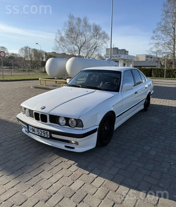BMW 520
