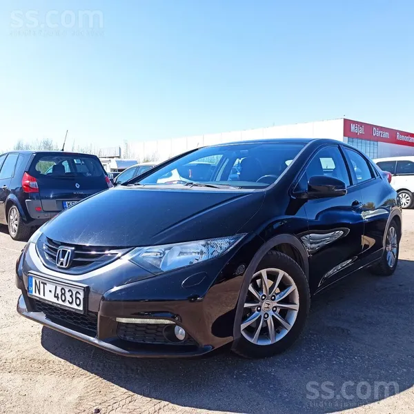 Civic 1.8 I-Vtec, 104kW, automāts.
212385 km, nobraukums
A/m laba tehnis
