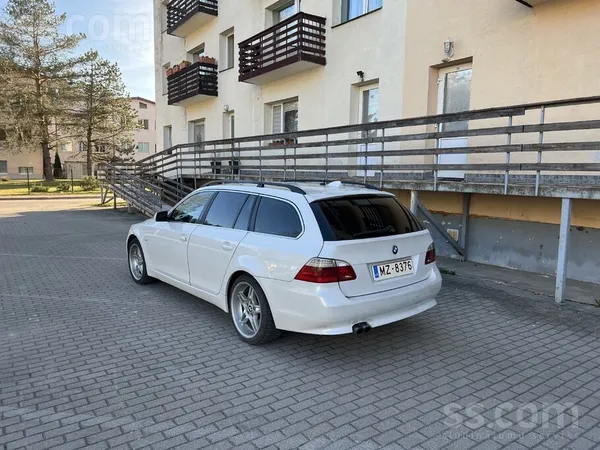 BMW 530