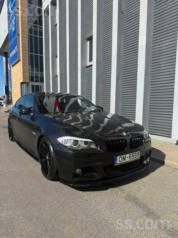 BMW 525