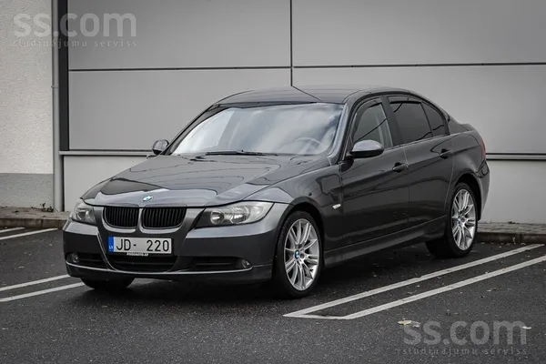 BMW 320