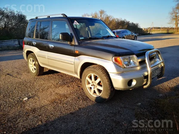 Mitsubishi Pajero Pinin - 1