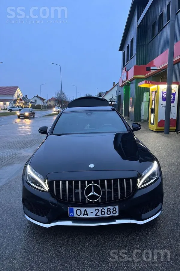 Mercedes C200