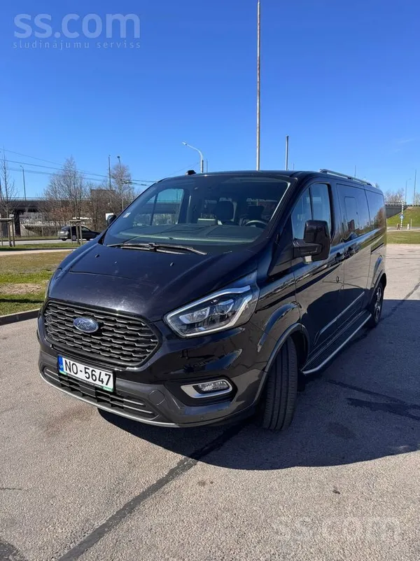 Ford Pārdod teicamā kārtībā Ford Tourneo Castomer busu,