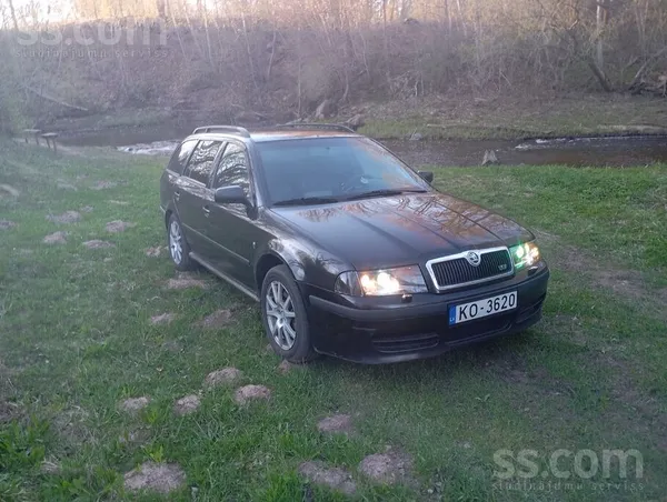 Vrs 132kw, brīvdienu auto. Rets auto mūsdienās, jaudas pietiekši daudz, dzin