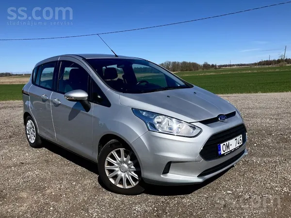 Ford Auto no Vācijas, pirkts oficiālā izsolē. 