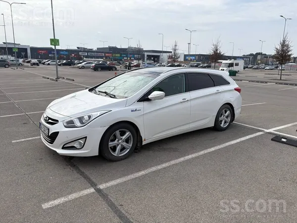 Hyundai i40
