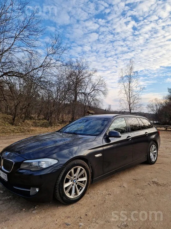 F11 BMW 525 twin turbo 160kw. Skate līdz 09.2027. Krāsa-Briliant black. Ar p