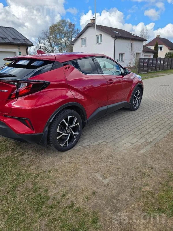 Toyota C-HR