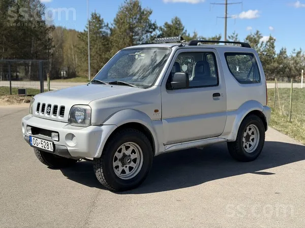 Suzuki Suzuki Jimny 4X4 ar 1.3 benzīna dzinēju un manuālo