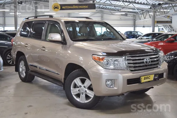 Toyota Toyota Land Cruiser 200 4.5d V8 A/t. 2015. gada. 4