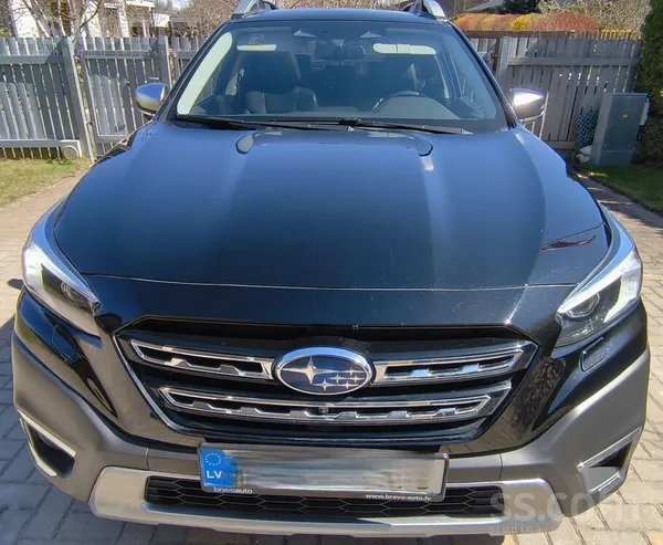 Subaru Outback Touring- maksimālā komplektācijā, ādas salons, kvalitatīva au
