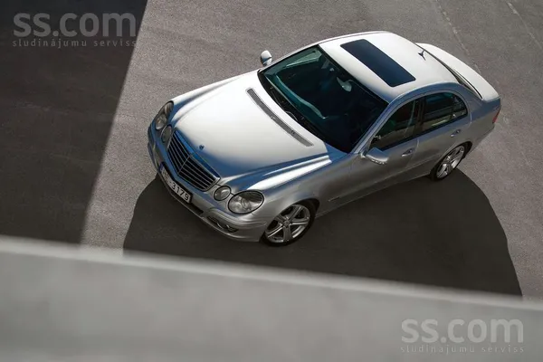 Mercedes E280
