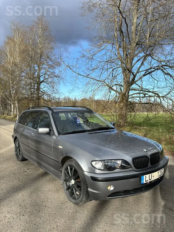 BMW 320