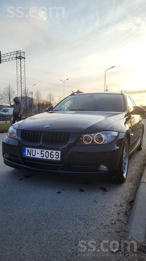 BMW 325