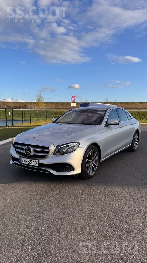 Mercedes E400