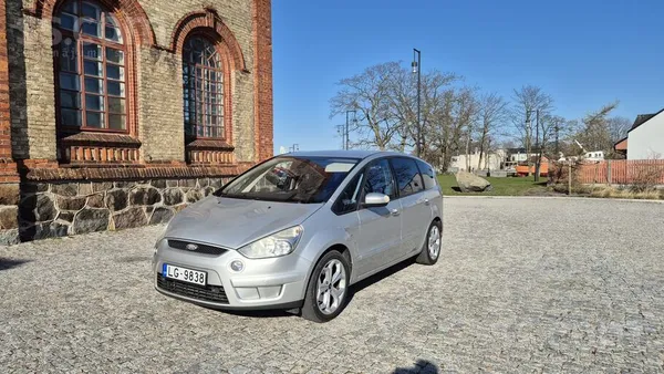 Ford S-Max